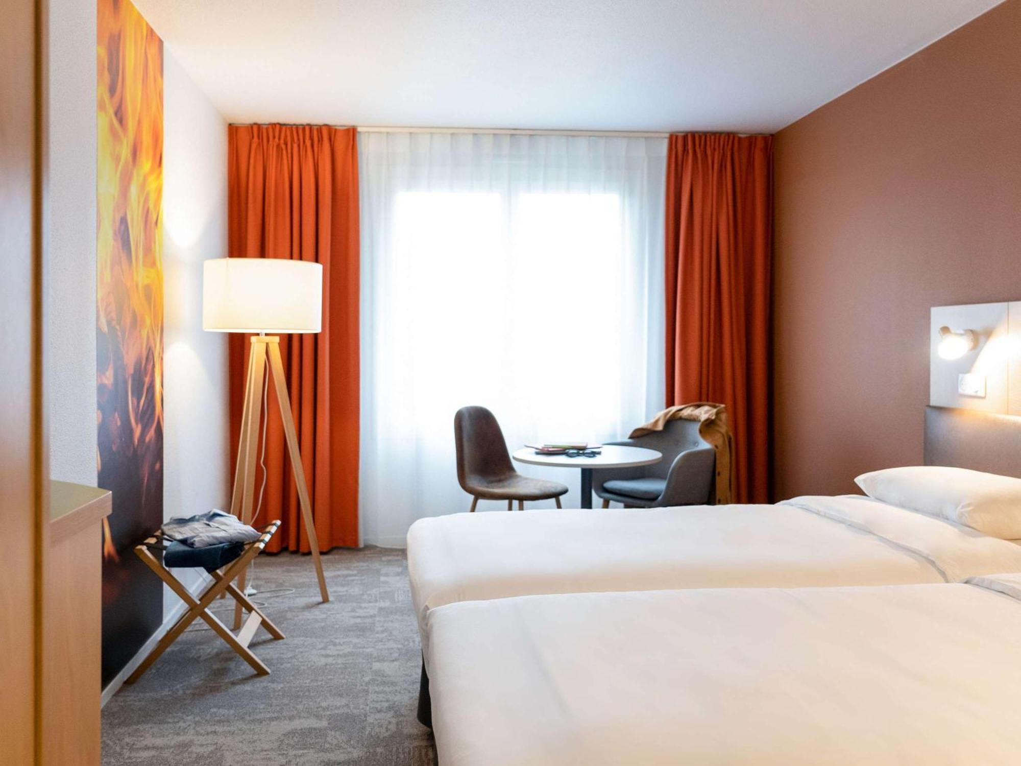 Ibis Styles Aix Les Bains Domaine De Marlioz Hotel